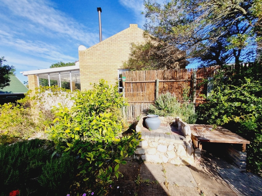 3 Bedroom Property for Sale in Stilbaai Wes Western Cape